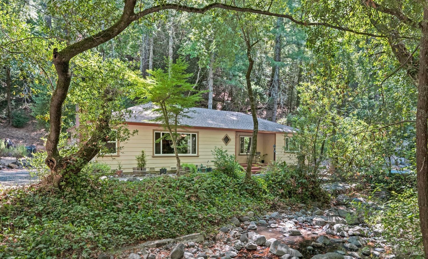 Property Photo:  3150 3146 Calistoga Road  CA 95404 