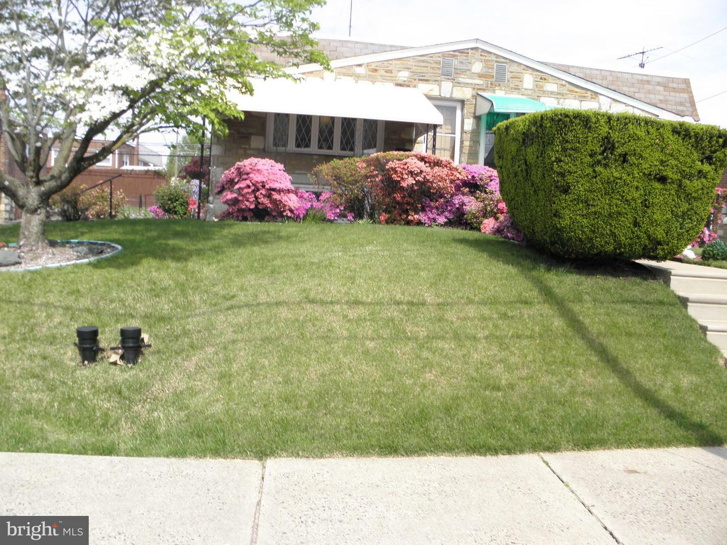 Property Photo:  8111 Revere Street  PA 19152 