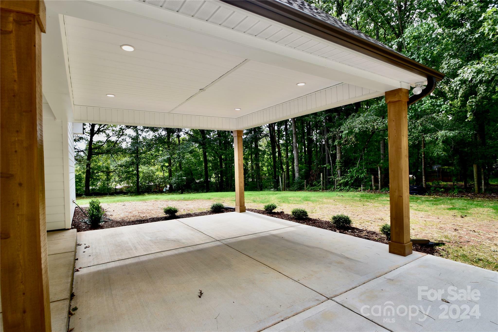 Property Photo:  344 Holly Drive  NC 28120 