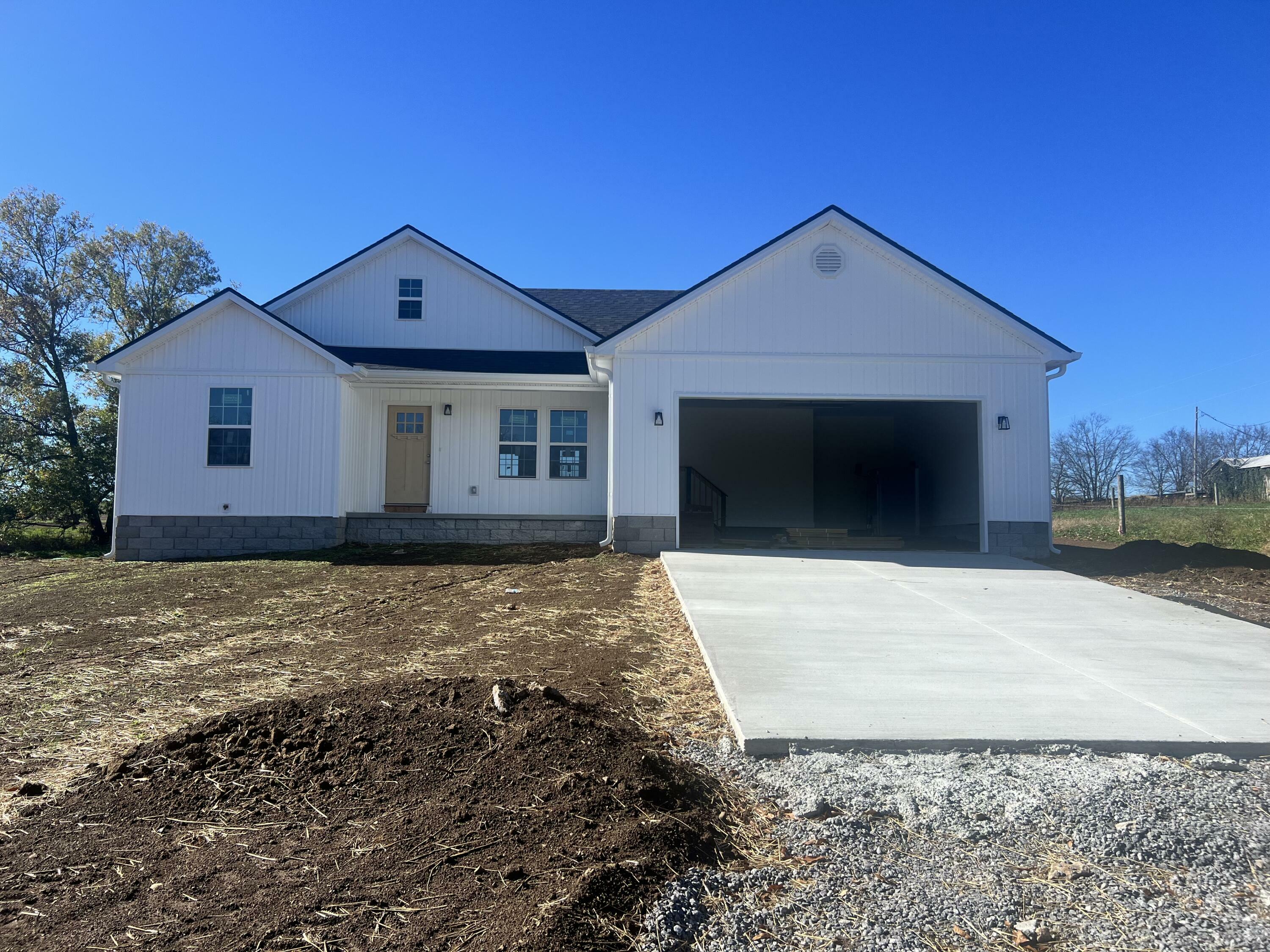 Property Photo:  689 Dry Fork Road  KY 40422 