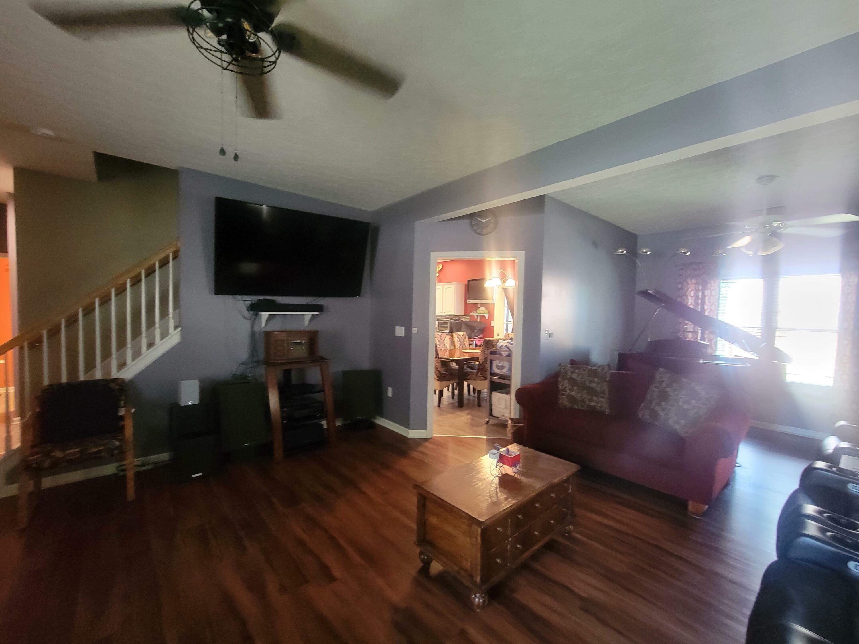 Property Photo:  103 Back Stretch Drive  KY 40324 