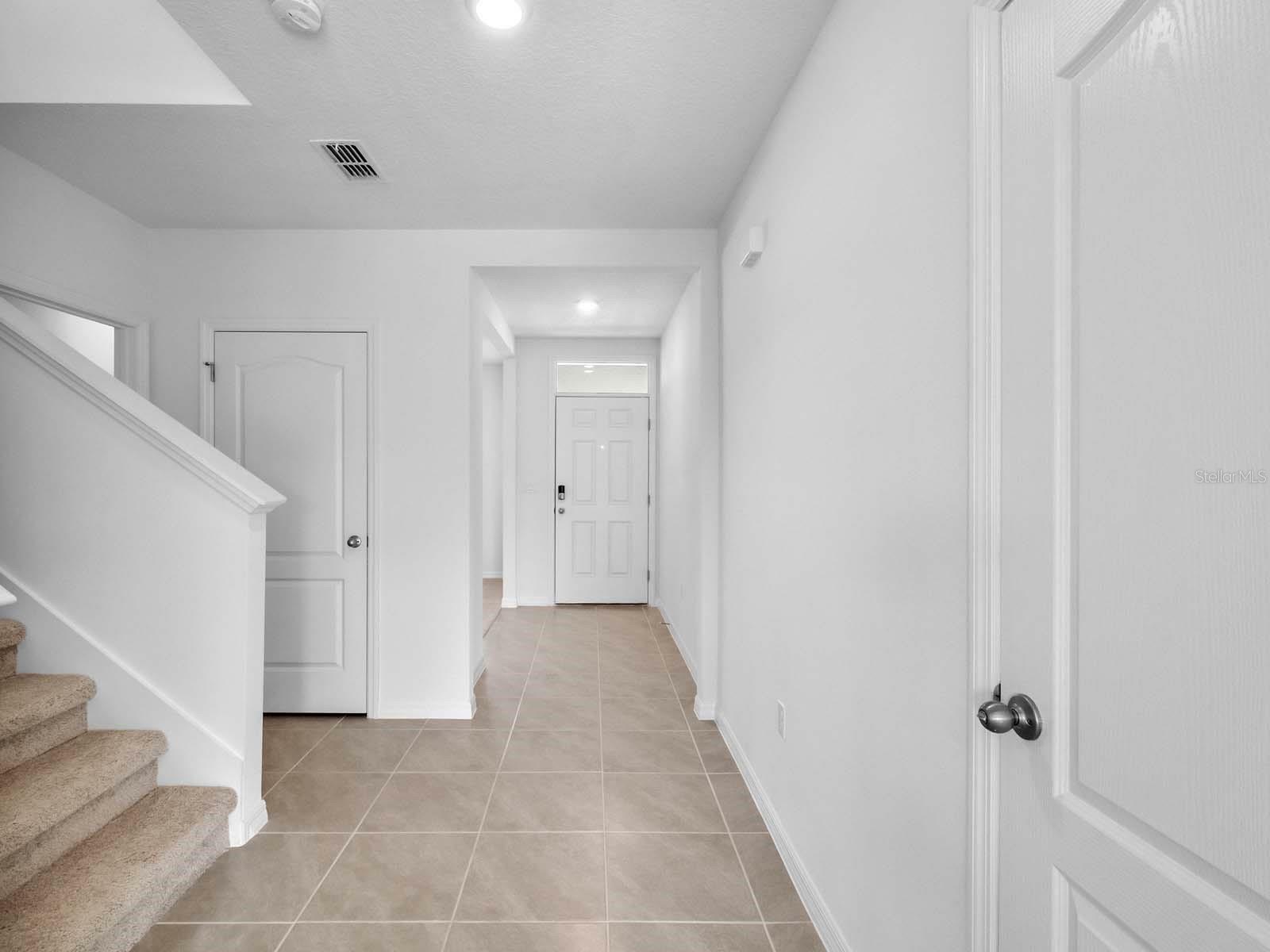 Property Photo:  3903 Rory Oak Circle  FL 32703 