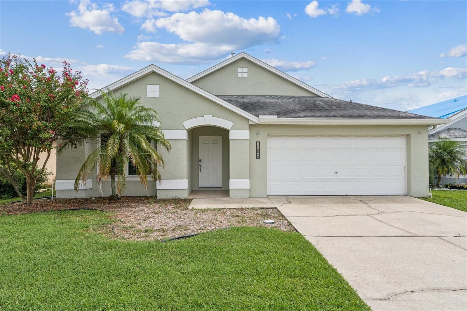 Property Photo:  15904 Autumn Glen Avenue  FL 34714 