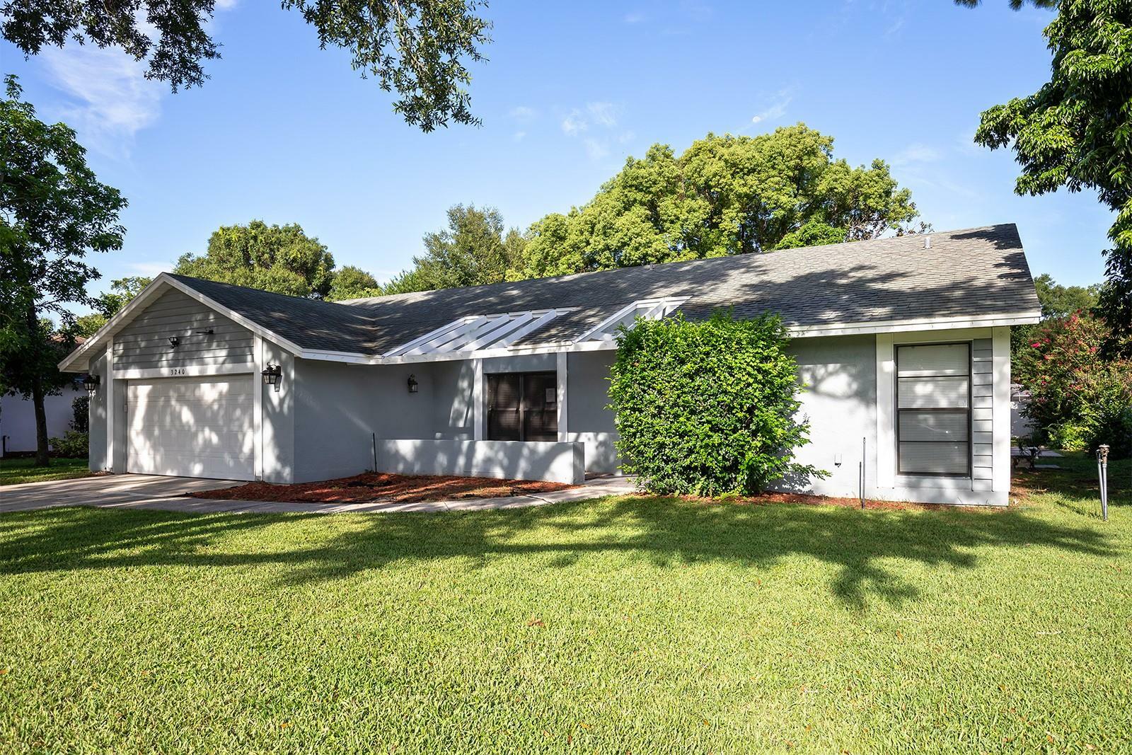 Property Photo:  3240 W Saint Brides Circle  FL 32812 