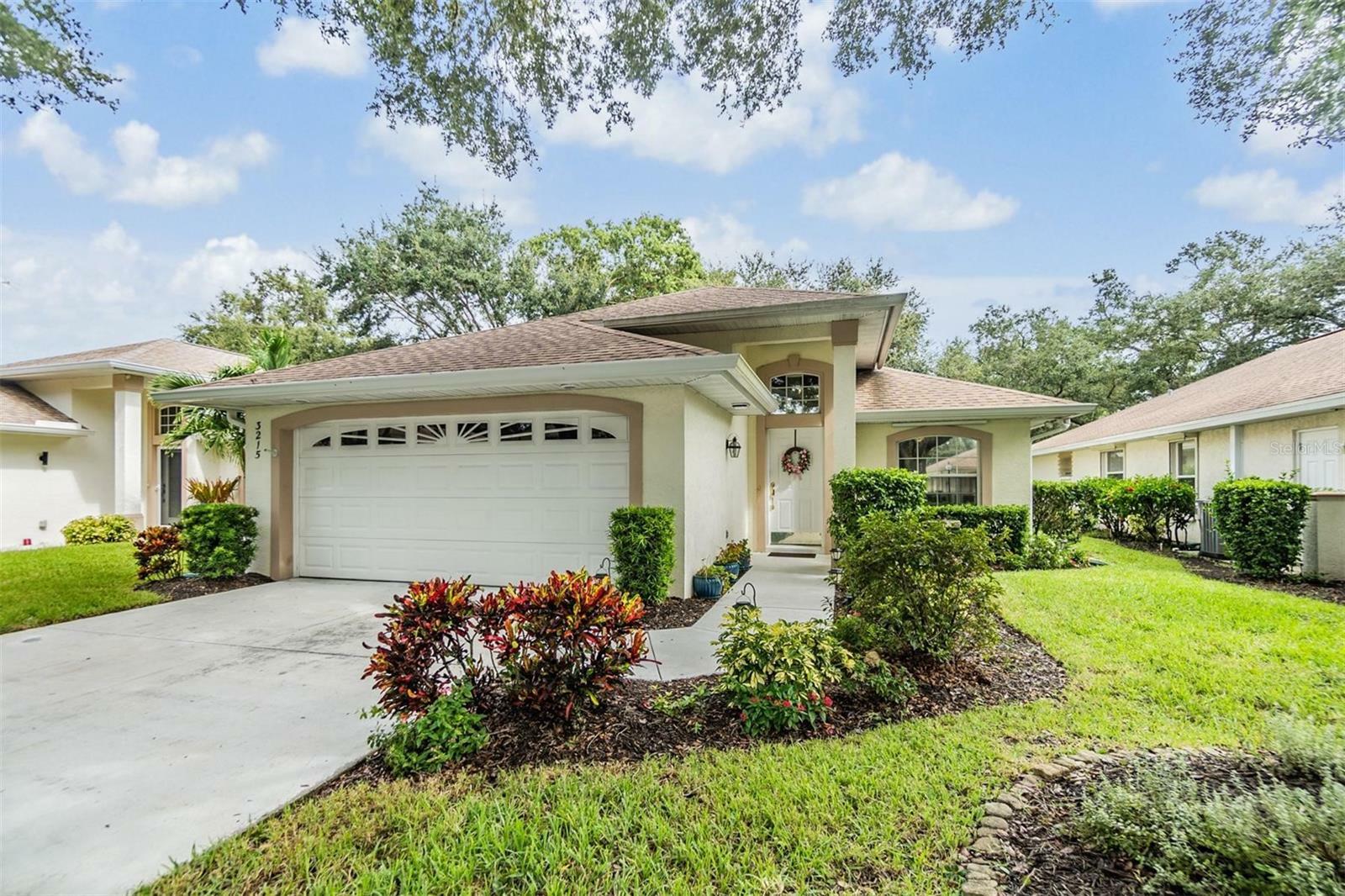 Property Photo:  3215 Woodberry Lane  FL 34231 