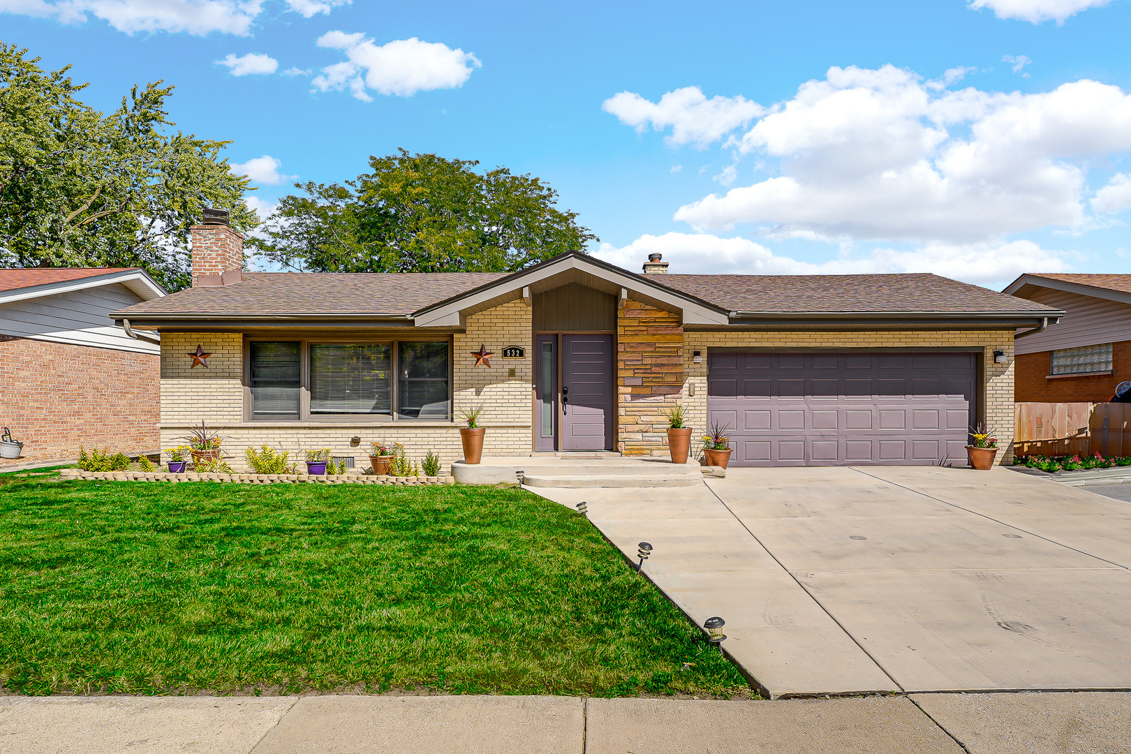 Property Photo: 532 E 169th Street IL 60473