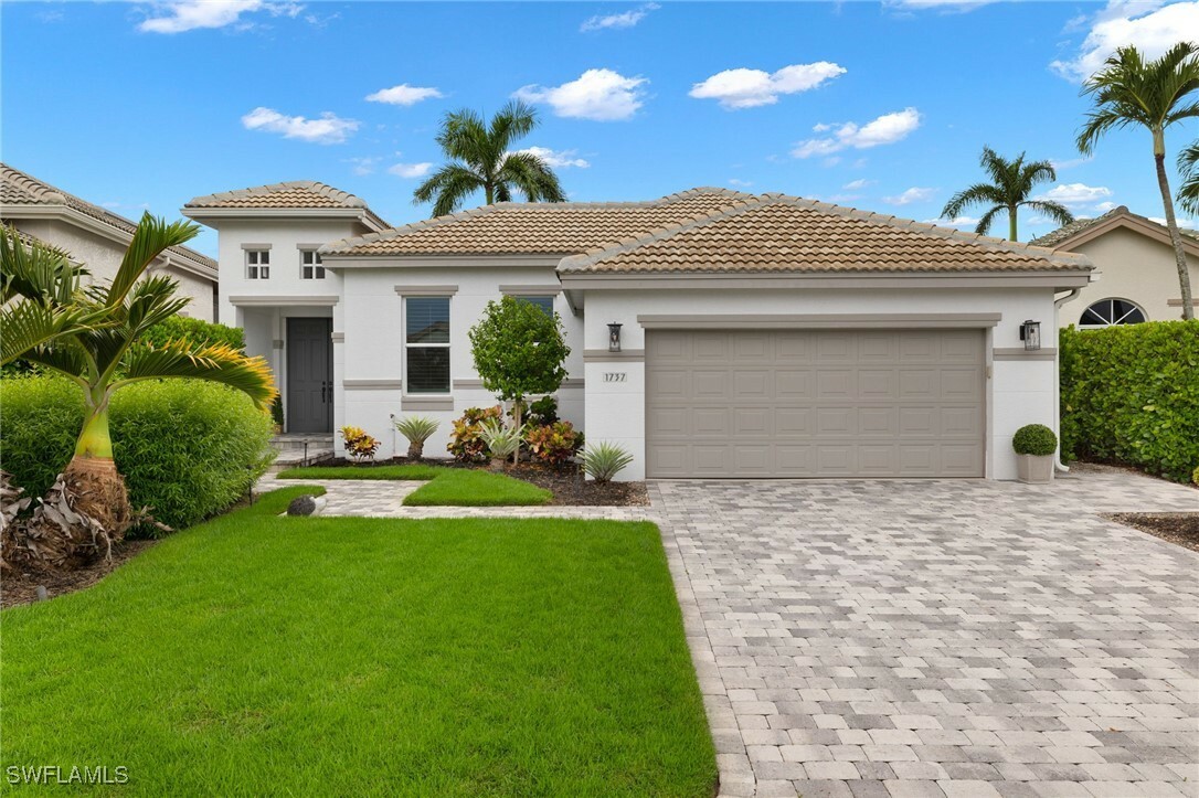 Property Photo:  1737 York Island Drive  FL 34112 