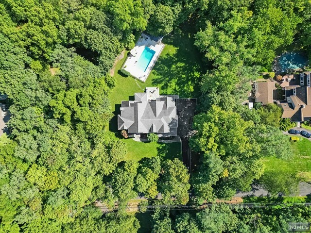 Property Photo:  885 West Saddle River Road  NJ 07423 