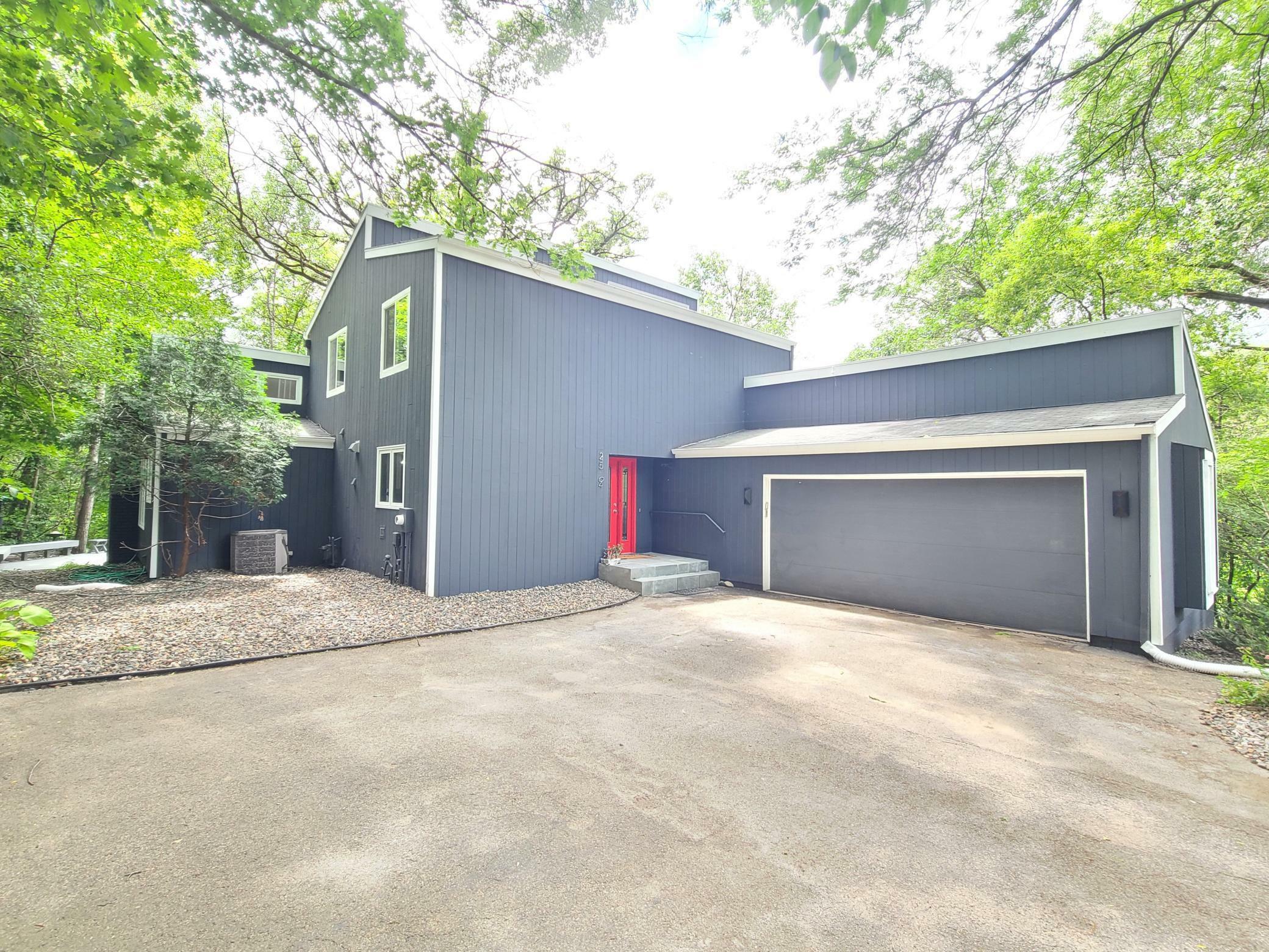 Property Photo:  2504 Indian Road W  MN 55305 