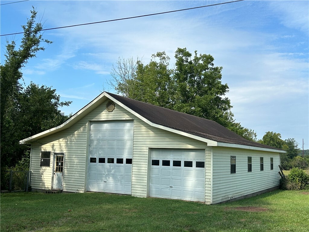 Property Photo:  407 Water Avenue  AR 72762 