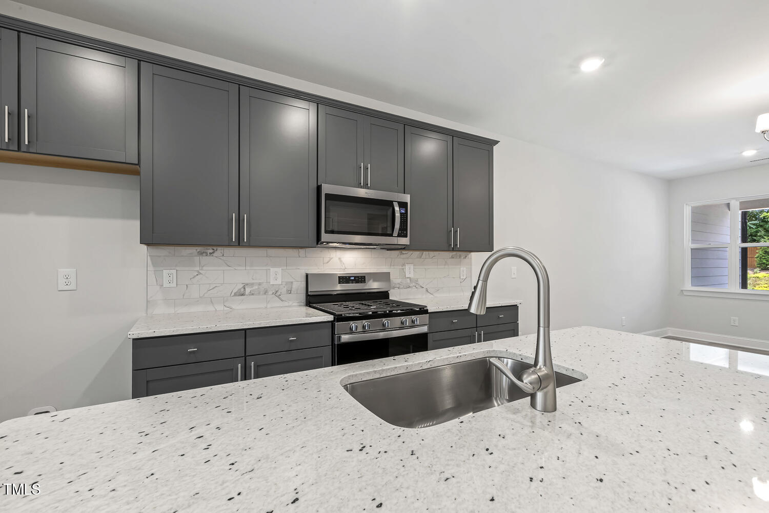 Property Photo: 484 Traditions Grande Boulevard 29 NC 27587