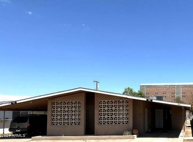 Property Photo:  935 N Orange --  AZ 85201 