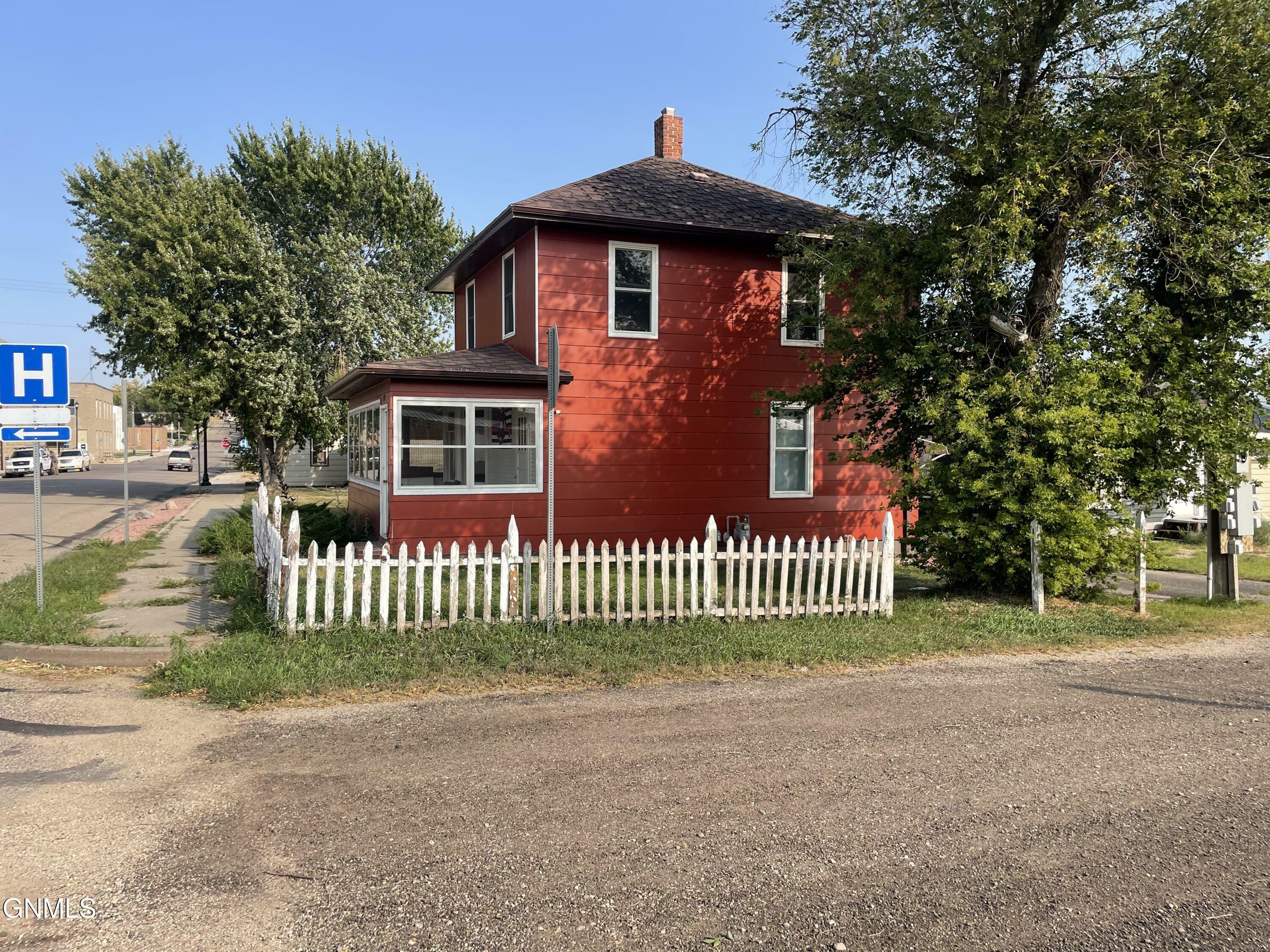 Property Photo:  000 Hickory Avenue  ND 58552 