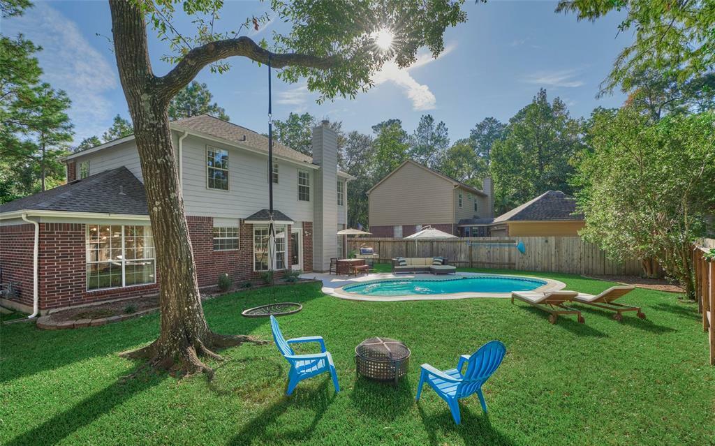 14 Hawkseye Place  The Woodlands TX 77381 photo