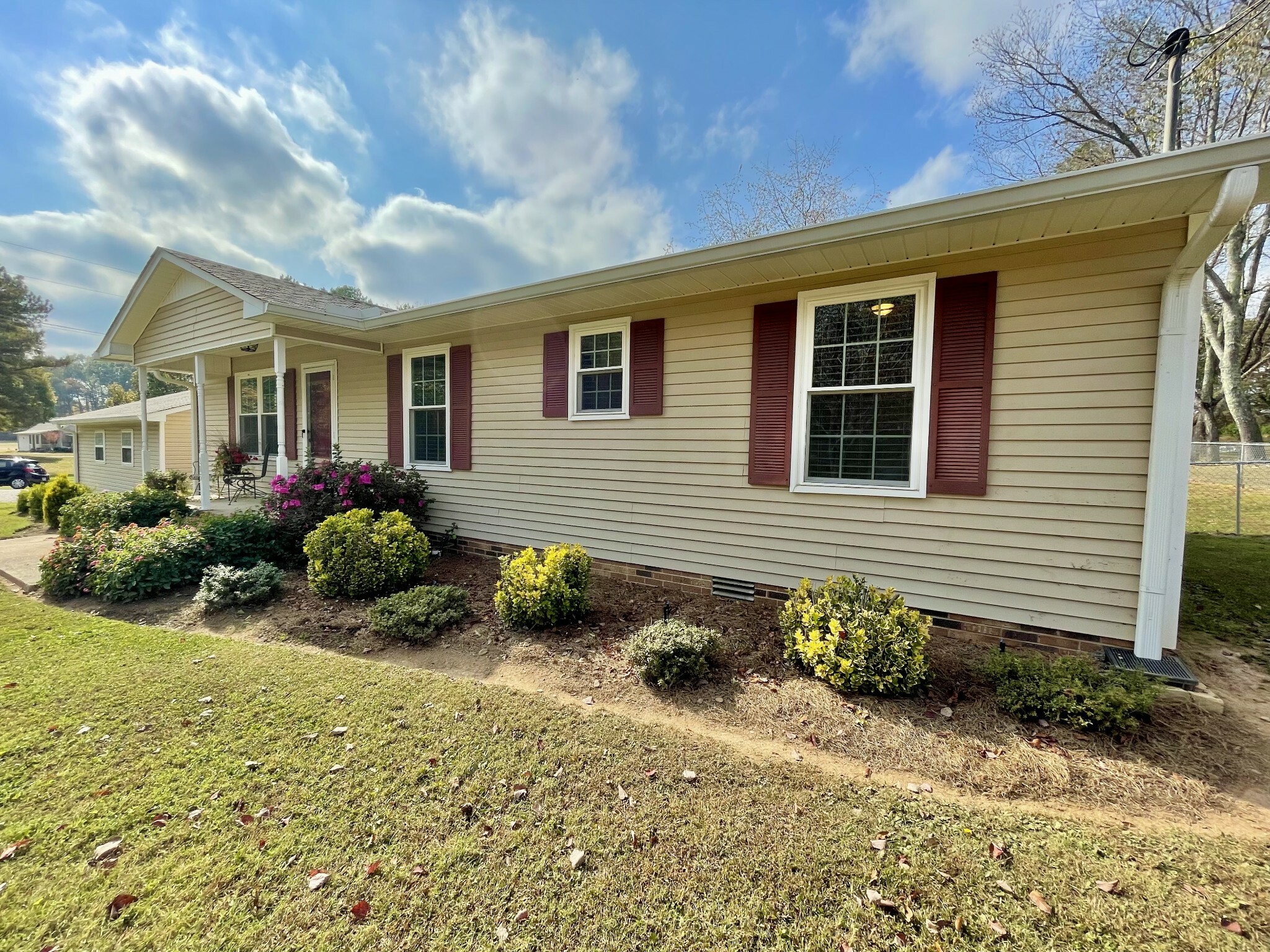 Property Photo:  205 Wesley Chapel Rd  TN 38464 