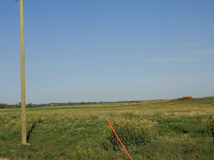 Property Photo: 4 Country Acres AB T0C 2J0