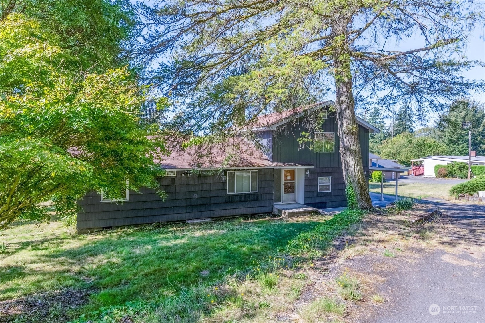 Property Photo:  3827 Sunset Way  WA 98632 