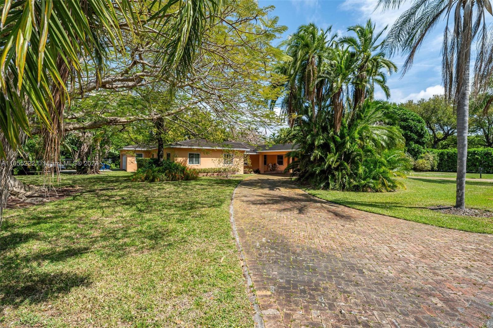 Property Photo:  7895 SW 76th Ter  FL 33143 