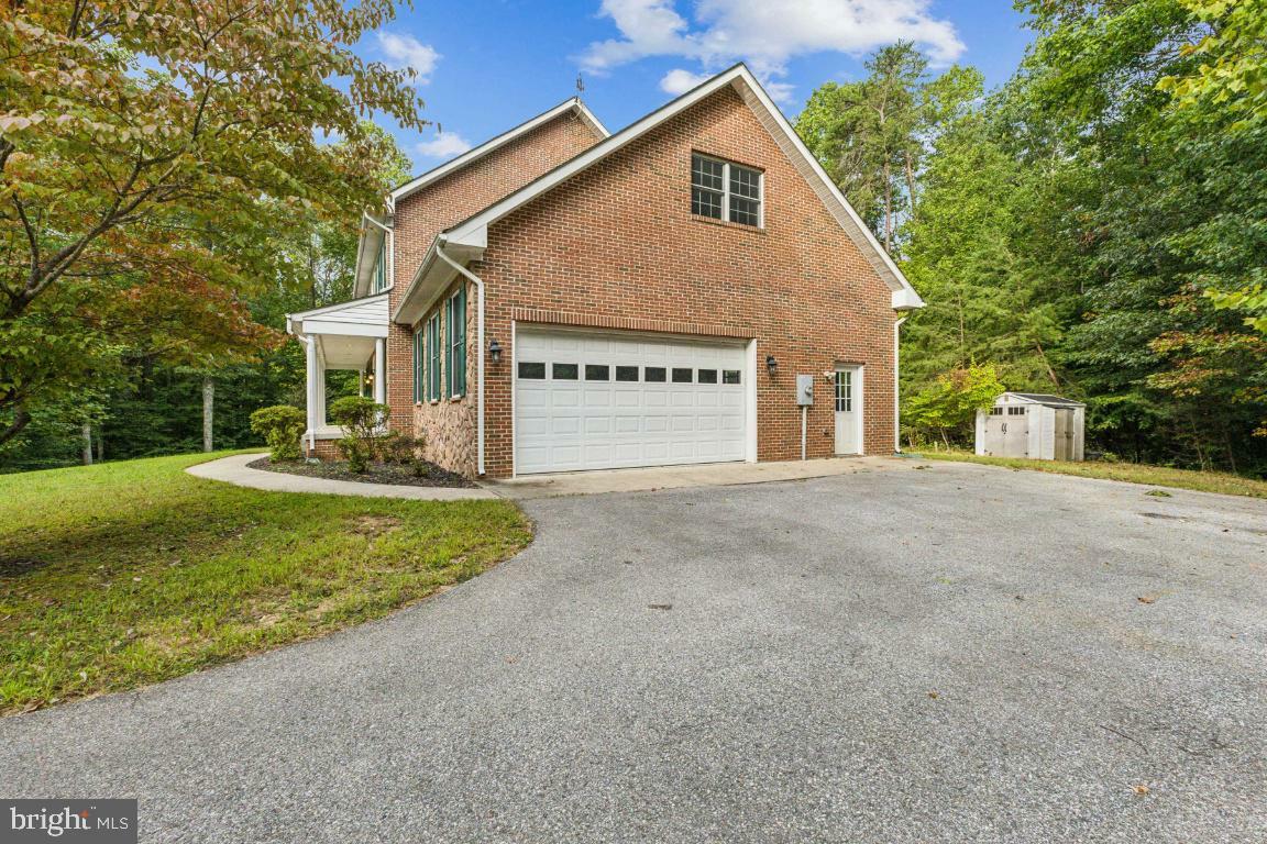 Property Photo:  21601 Meadow Wood Lane  MD 20613 