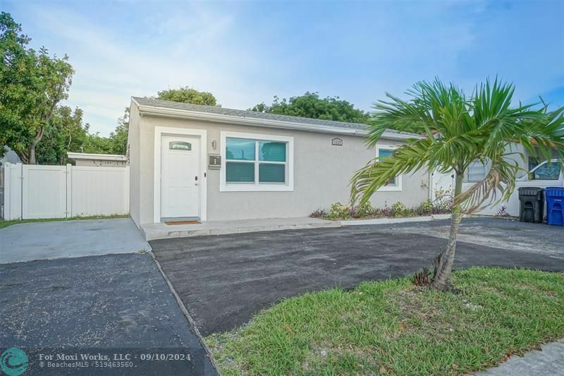 Property Photo:  1532 N Andrews Ave  FL 33311 