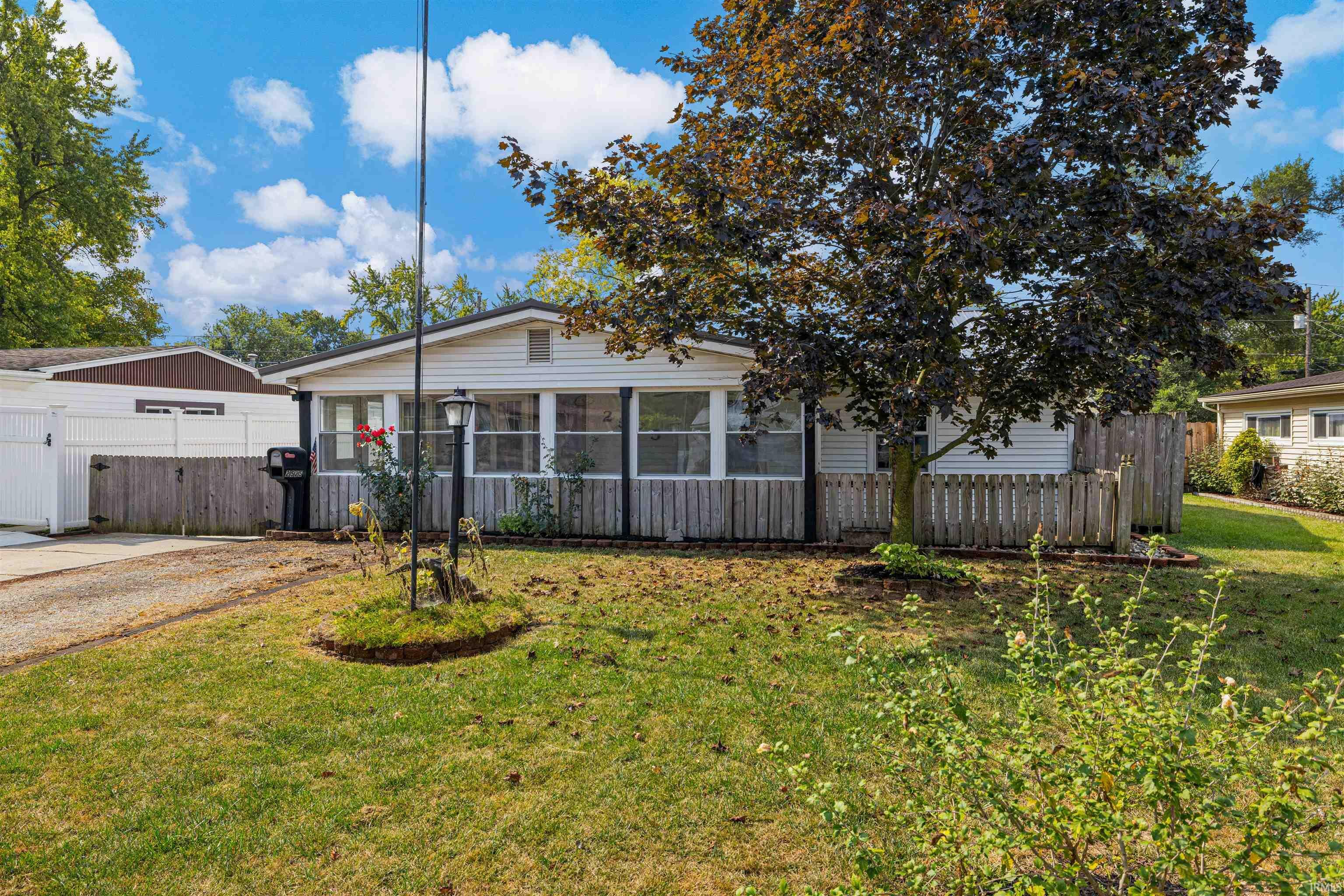 Property Photo:  2525 Belle Vista Boulevard  IN 46809 