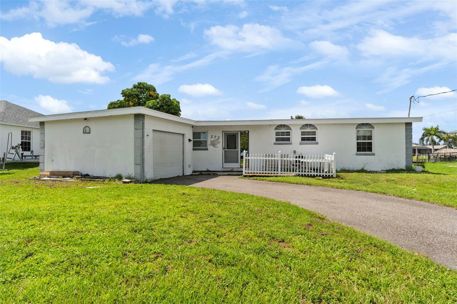 Property Photo:  272 E Tarpon Boulevard NW  FL 33952 