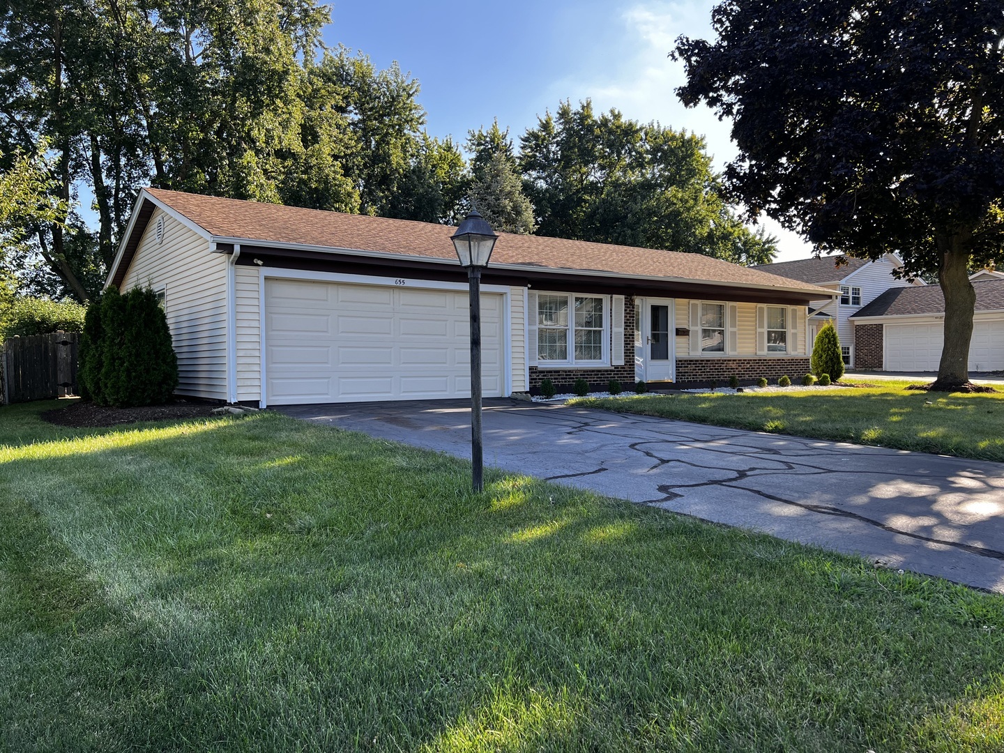 Property Photo:  655 Burr Oak Drive  IL 60047 