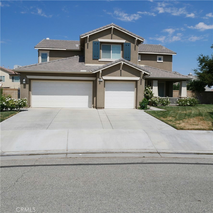 Property Photo: 3759 W Norberry Street CA 93536