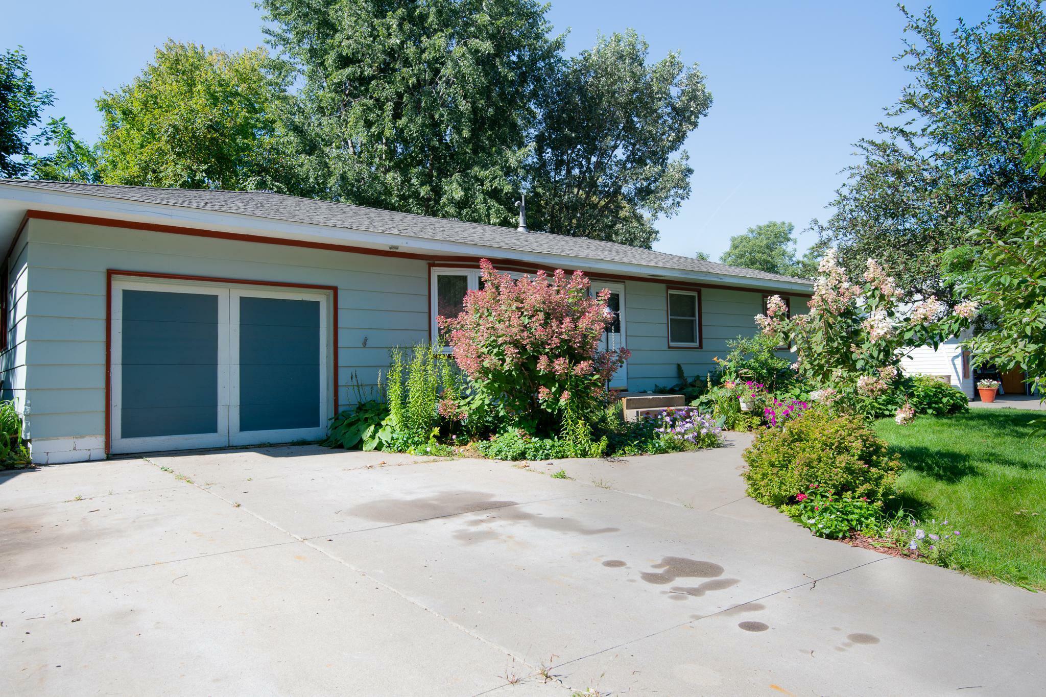 Property Photo:  617 4th Avenue N  MN 56379 