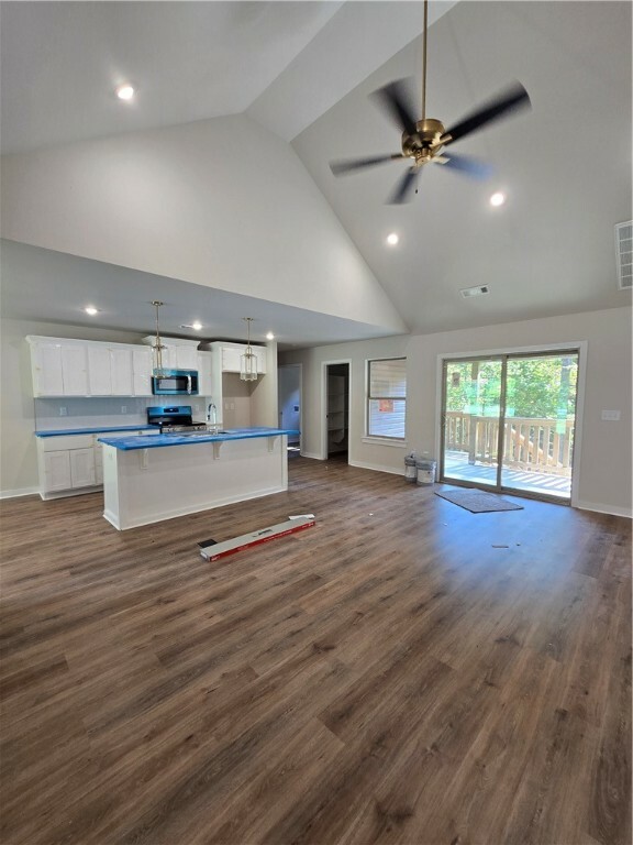 Property Photo:  10 Rupert Lane  AR 72715 