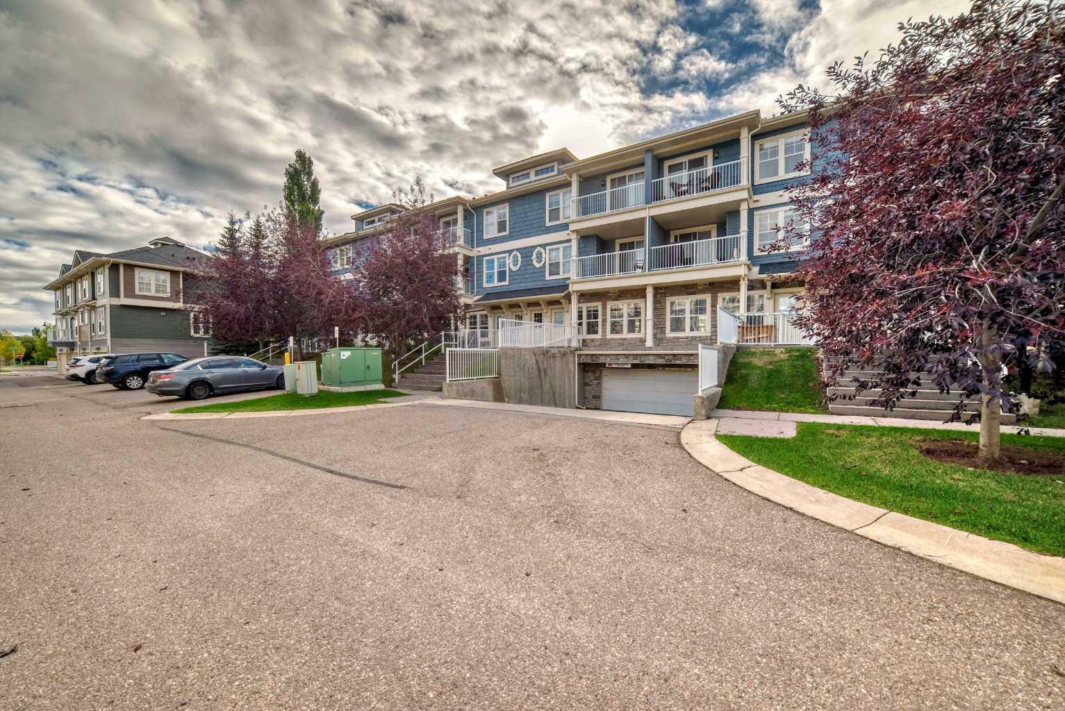 77 Auburn Bay Common SE 77  Calgary AB T3M 0M6 photo