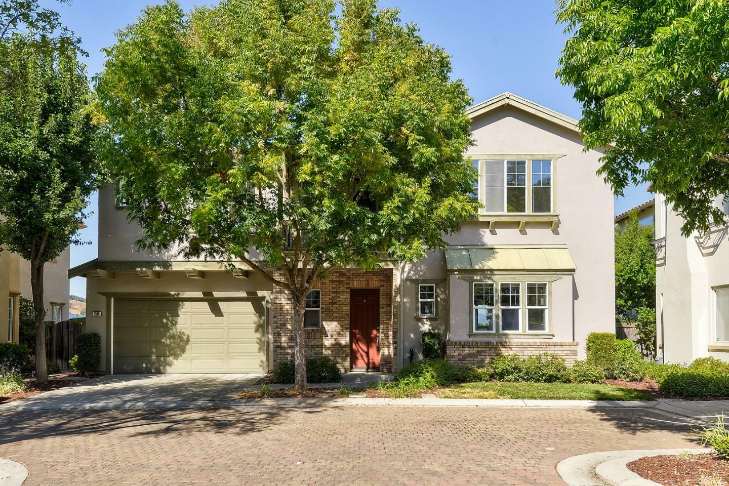 Property Photo:  2516 Blairgowery Court  CA 95020 