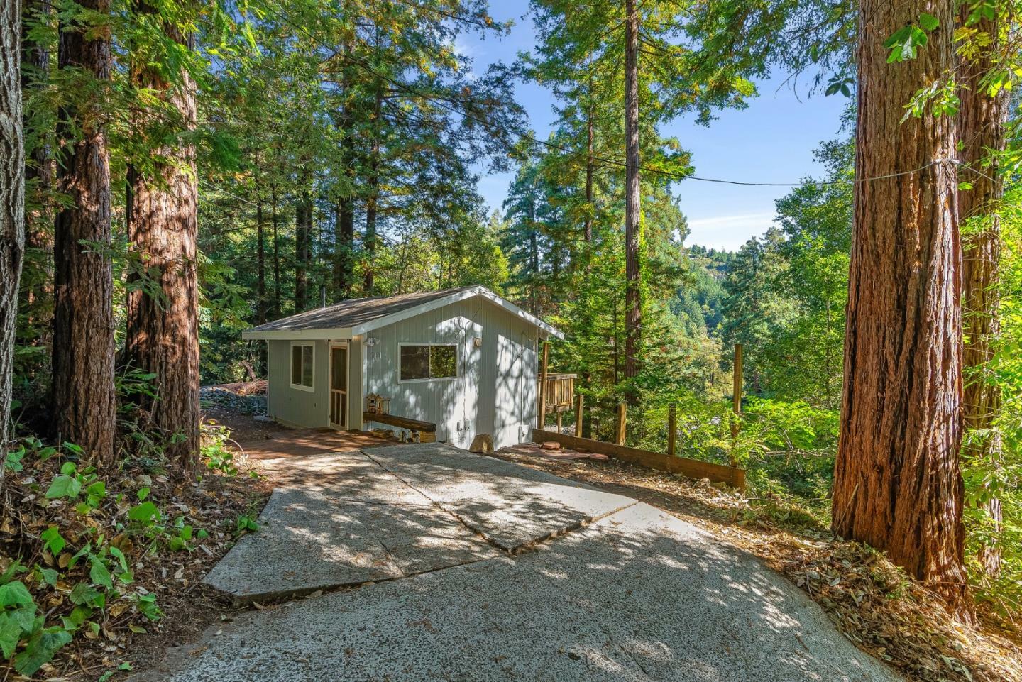 Property Photo:  1111 Forest Way  CA 95006 