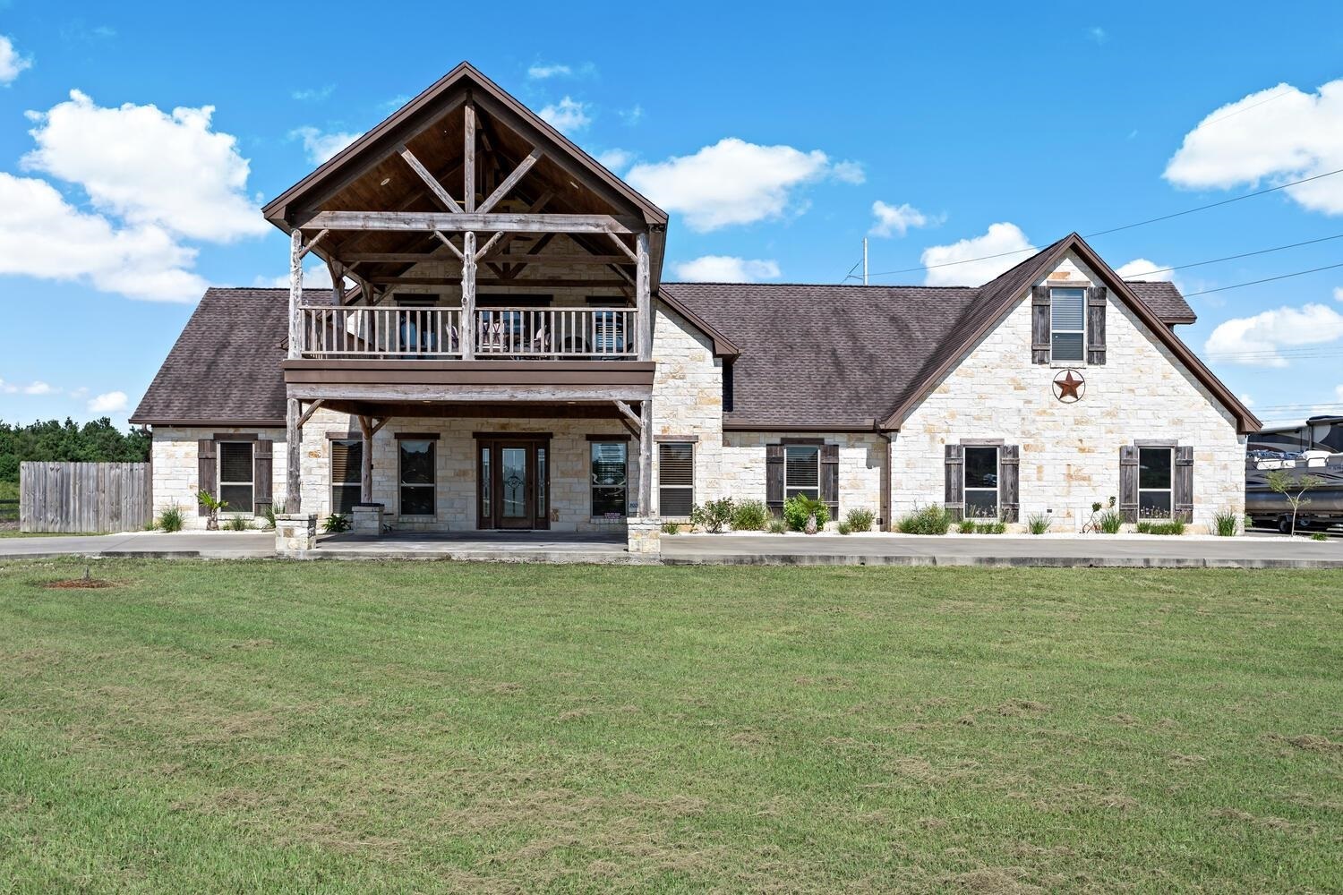 Property Photo:  2210 Honey Bear  TX 77632 