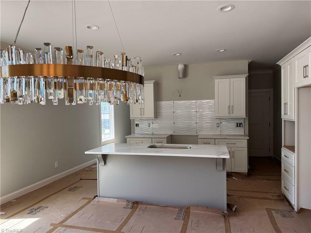 Property Photo: 5918 Crossview Drive NC 27284