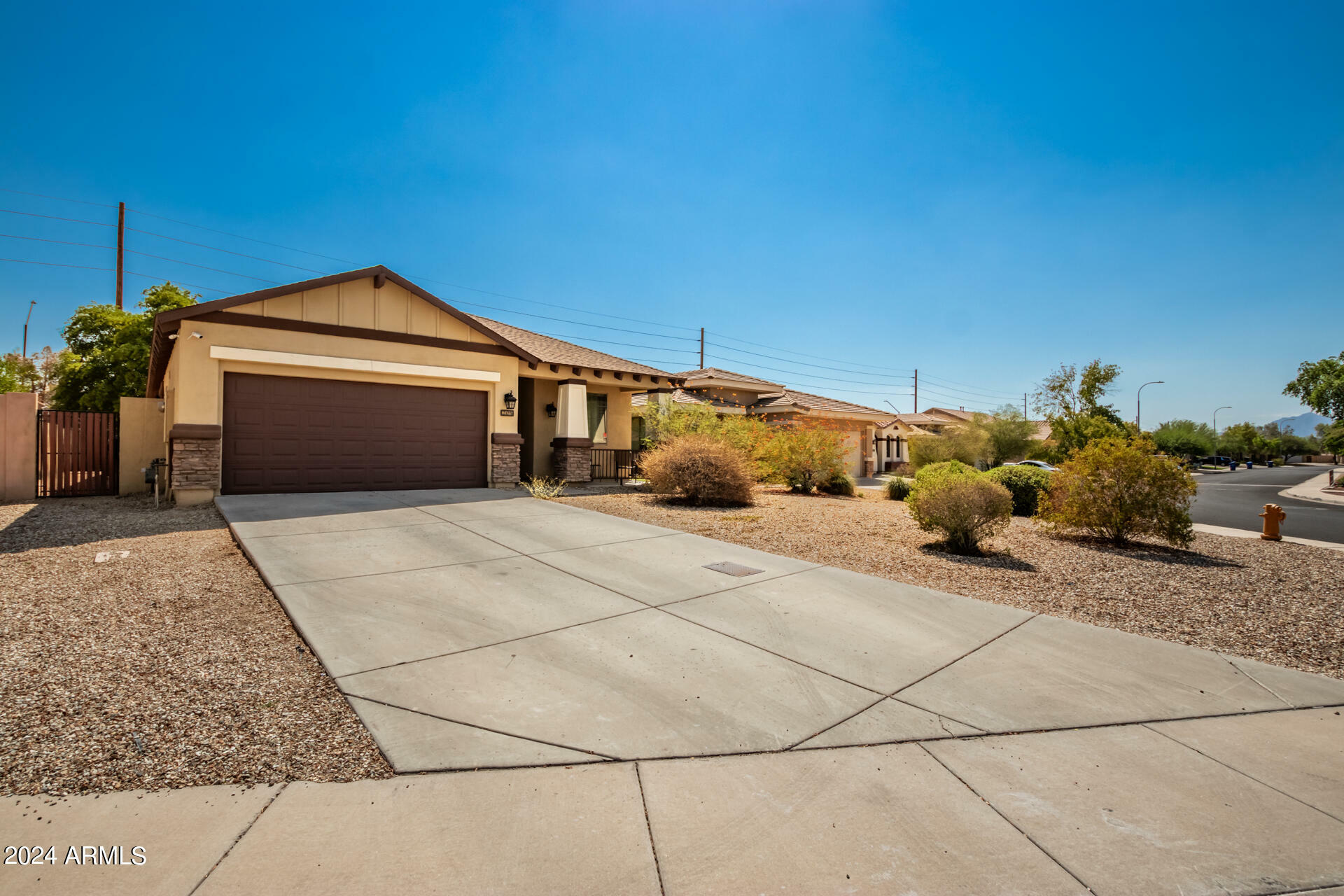 Property Photo: 205 N 107th Drive AZ 85323