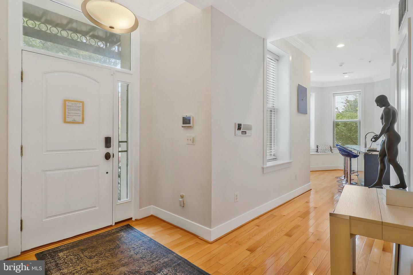 Property Photo:  1714 5th Street NW  DC 20001 