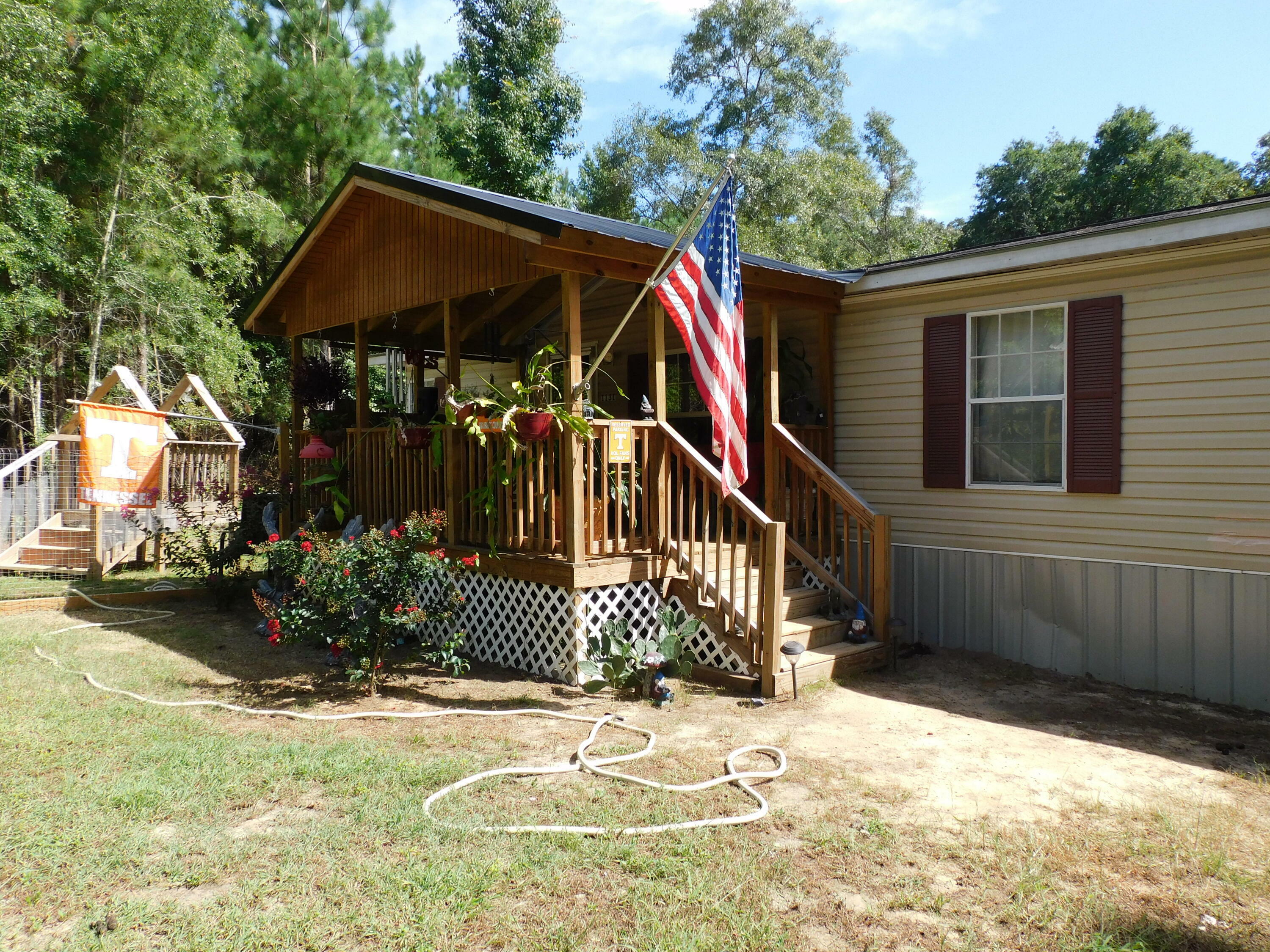 Property Photo:  1131 State Rd S-14-56  SC 29148 