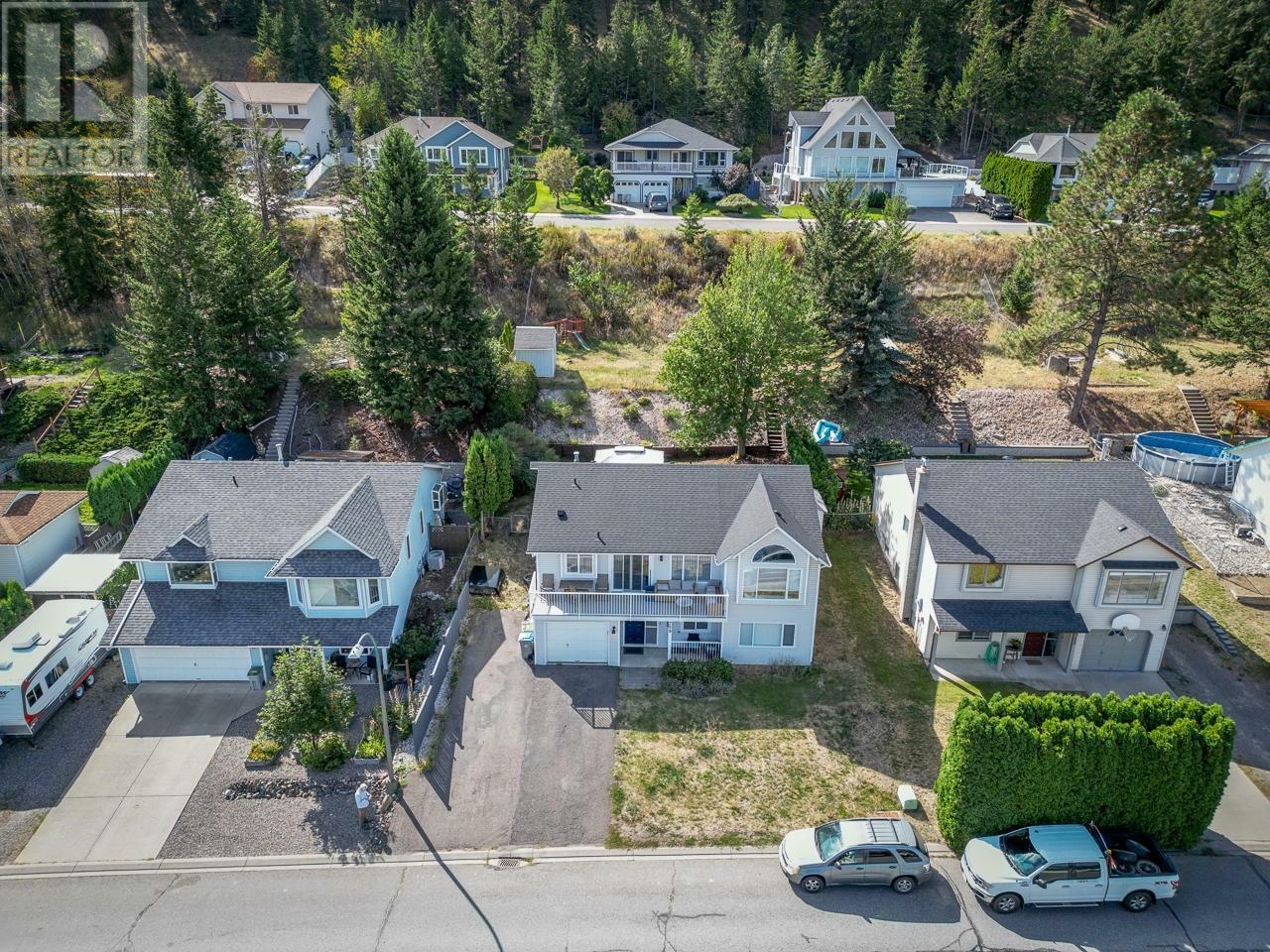 Property Photo:  2759 Qu'Appelle Blvd  BC V2E 2J9 