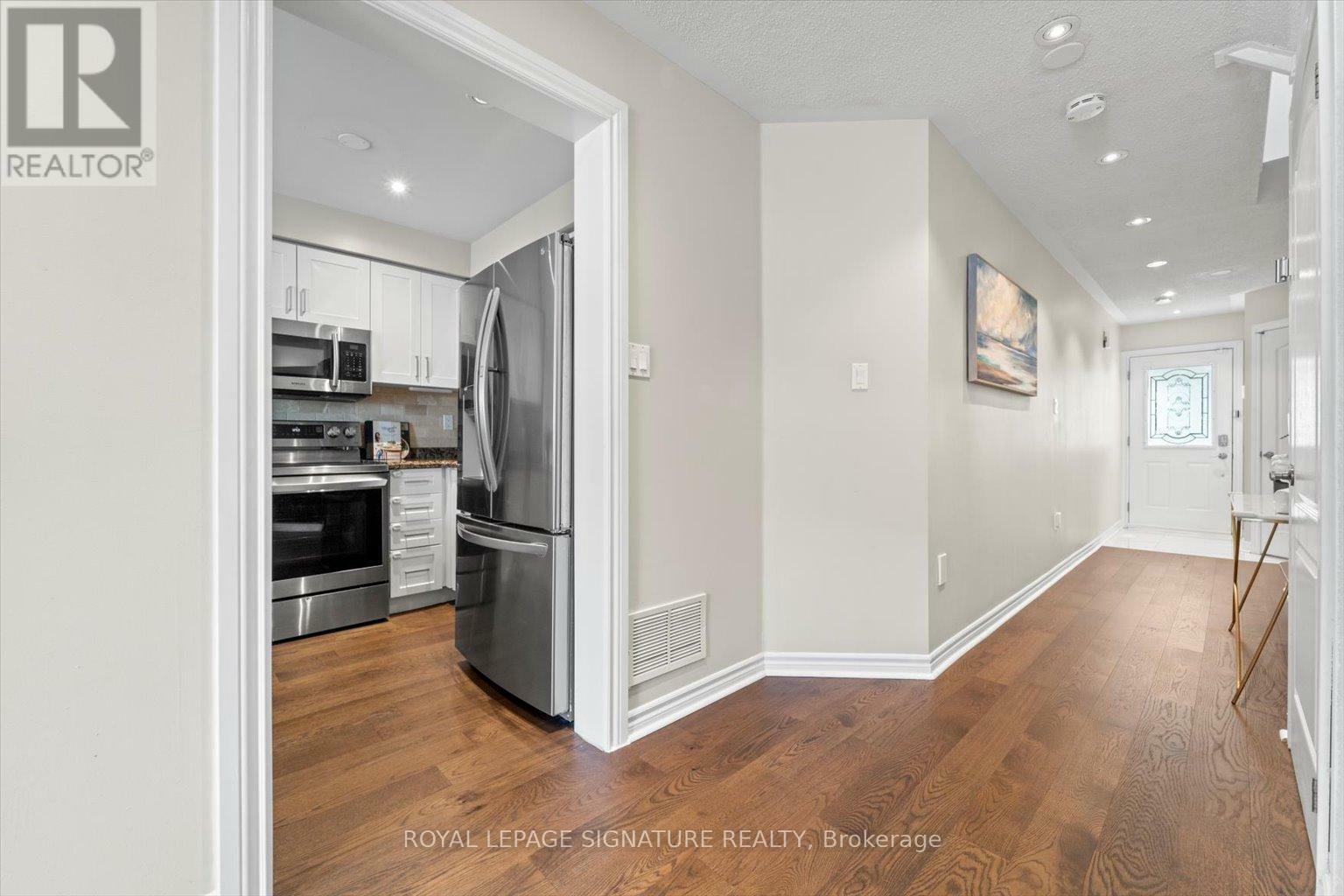 Property Photo:  70 Silverdart Crescent  ON L4E 3T8 