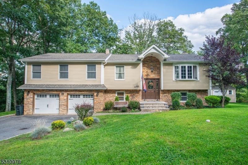 Property Photo:  208 Buena Vista Dr  NJ 07456 