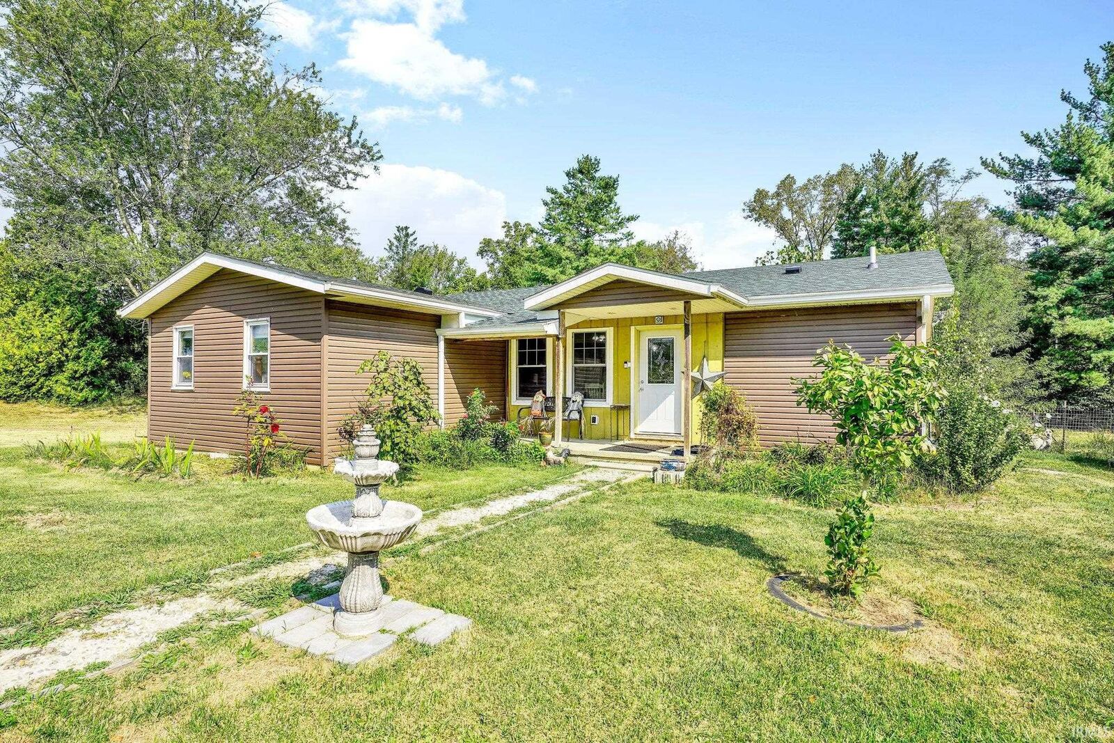 Property Photo: 11725 S Cr 225 Road IN 47427