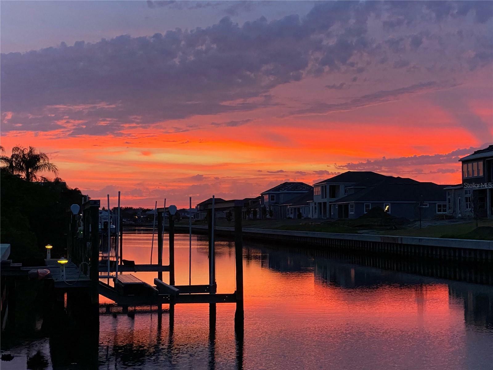 Property Photo: 617 Islebay Drive FL 33572