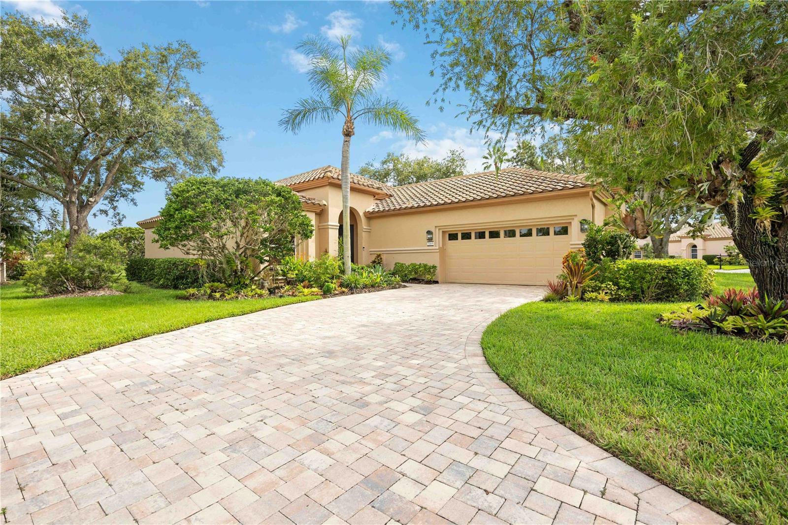 Property Photo:  7065 Del Lago Drive  FL 34238 