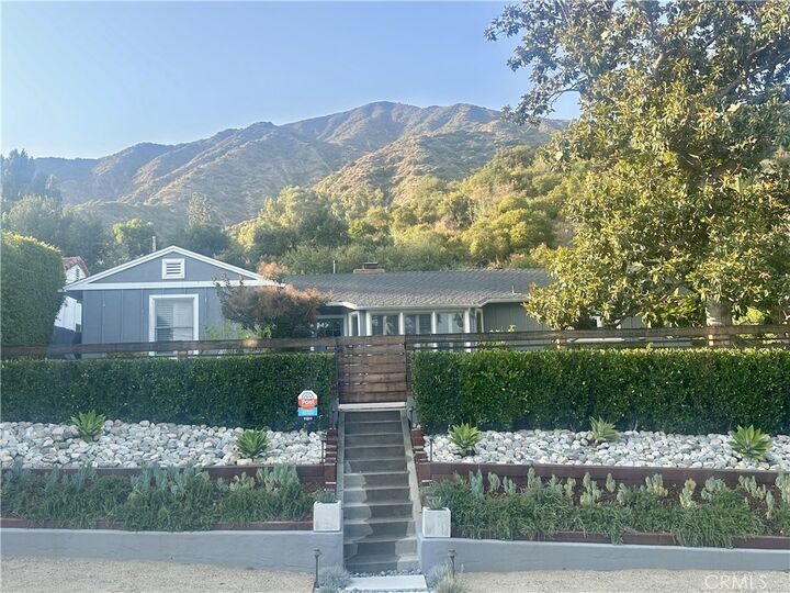Property Photo:  49 W Carter Avenue  CA 91024 