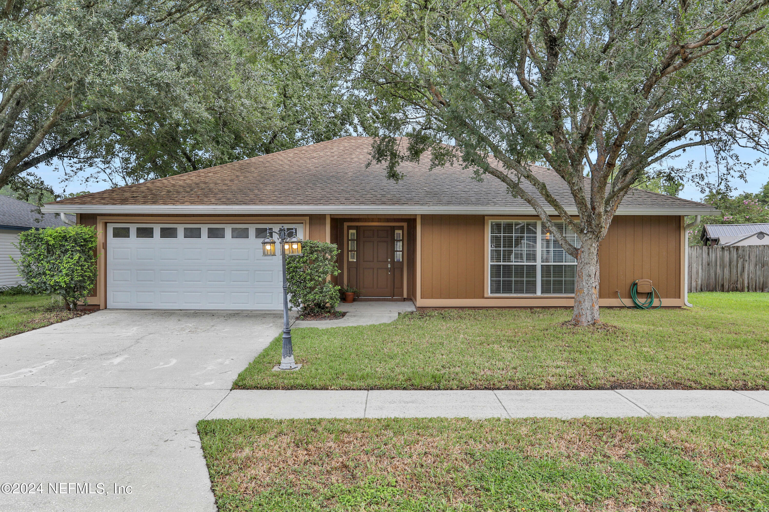 Property Photo:  3691 Cameron Crossing Drive  FL 32223 