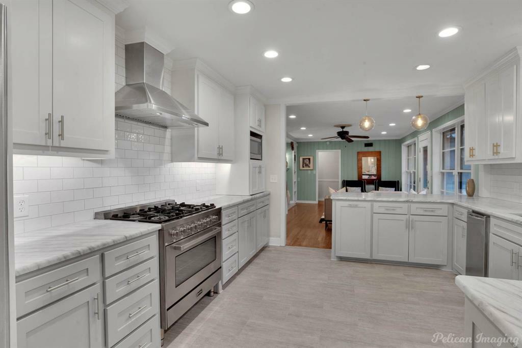 Property Photo:  717 Oak Hill Drive  LA 71106 