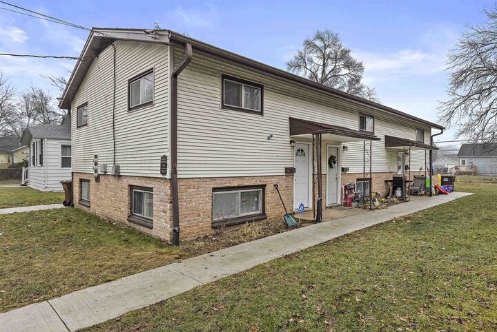 225 Belteberg Road  Loves Park IL 61111 photo