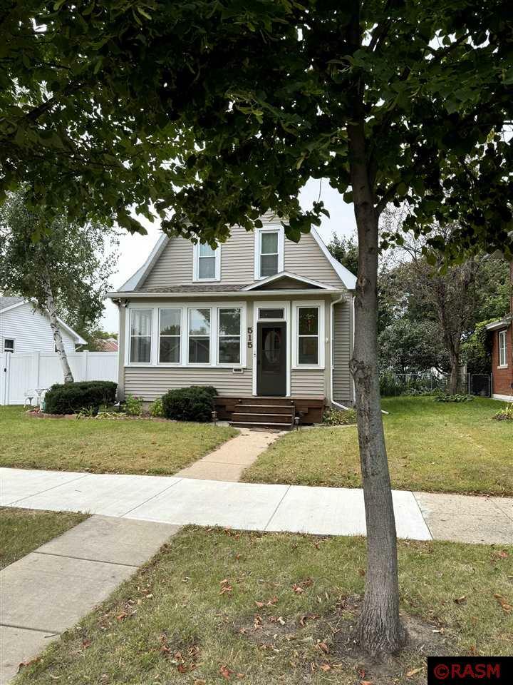 Property Photo:  515 N Minnesota Street  MN 56073 