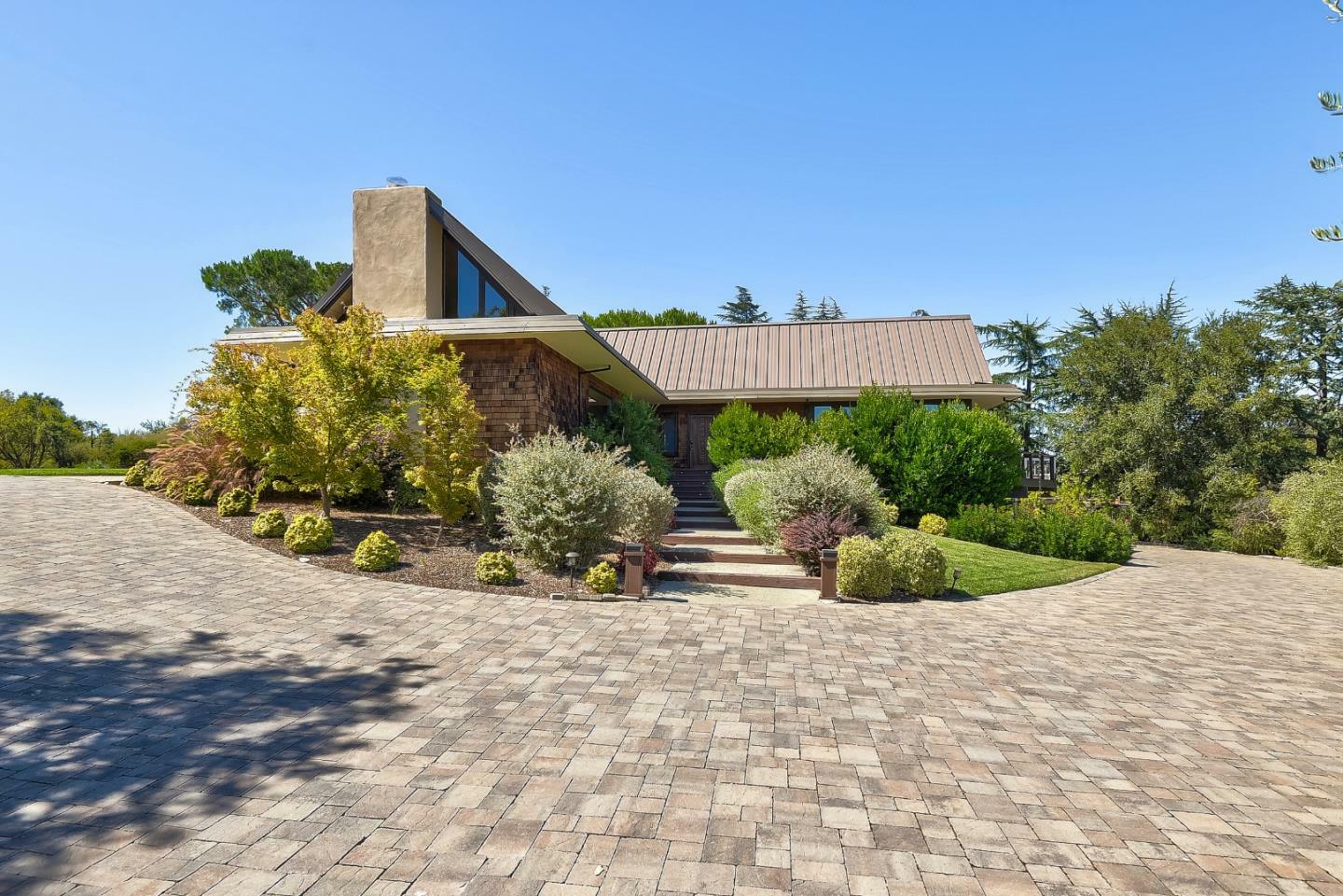 Property Photo:  26985 Orchard Hill Lane  CA 94022 